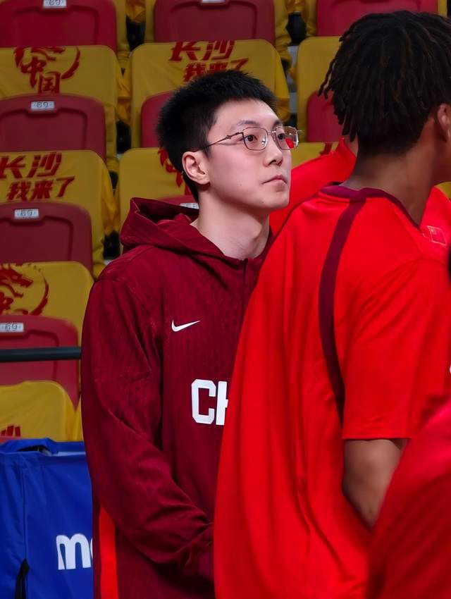 罗马诺：吕迪格续约1年已完成，可能未来24小时内官宣