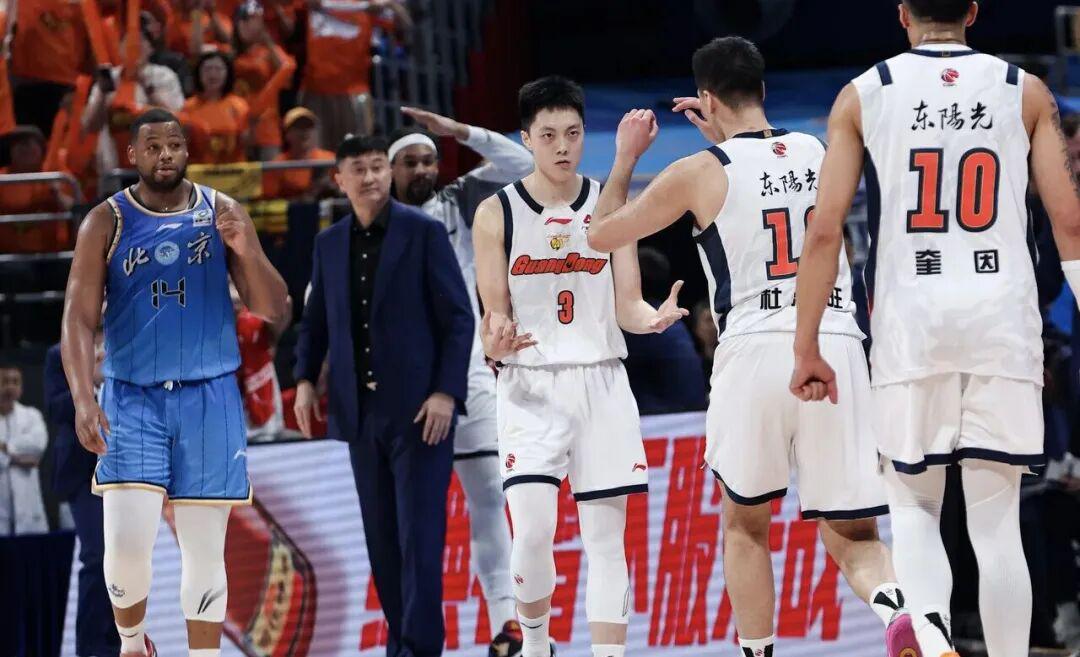 终结3连败!郑钦文2