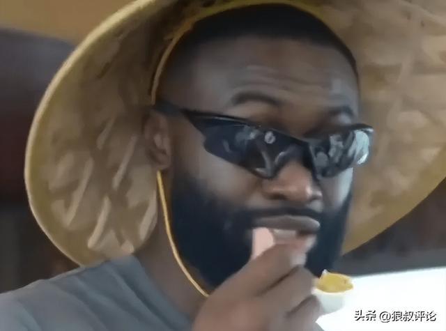 曼晚：加斯科因当年为钱拒曼联选热刺结果后悔终身，M费要注意了