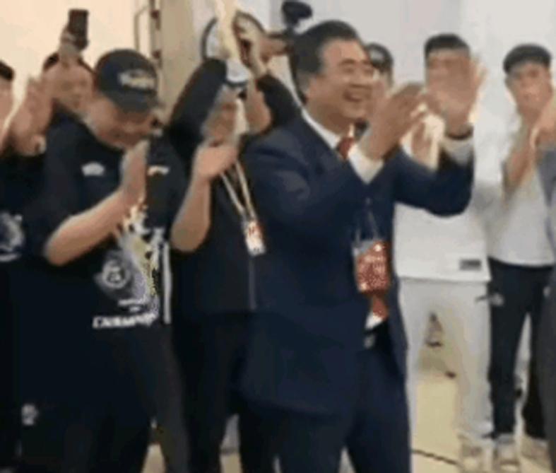 53年了！尼克斯第3冠战T！他们是狂狗！
