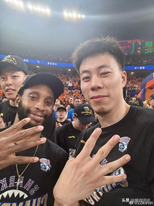 中国一日两男两女喜赢球，张帅抽中强敌，亚历娃凭退赛礼止五连败