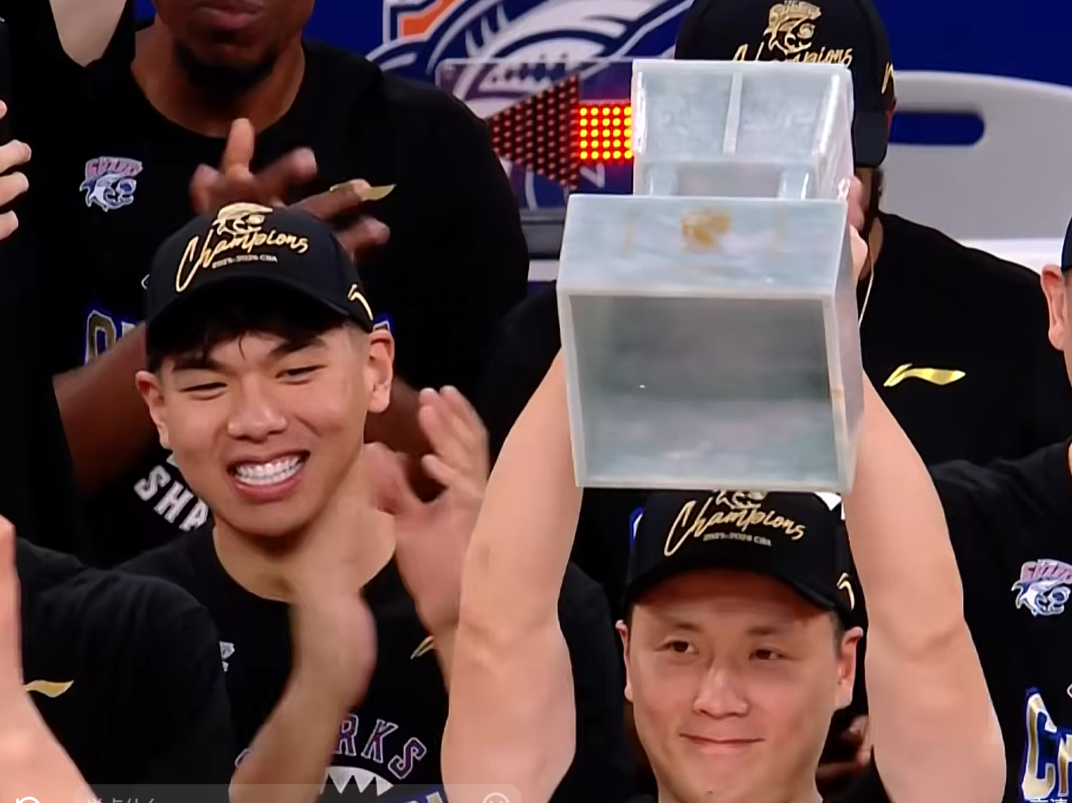 历史首队!马刺5场总决赛首节全领先10+ 限制尼克斯22中4创新低
