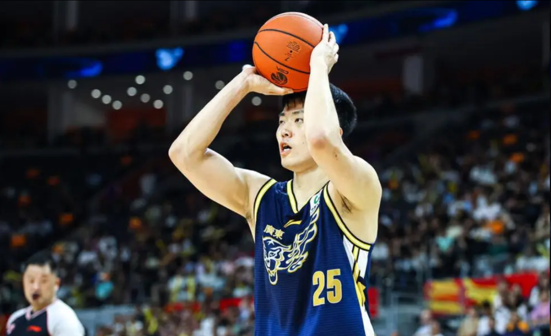流弊!有望代表国王!中国后卫二次挑战NBA