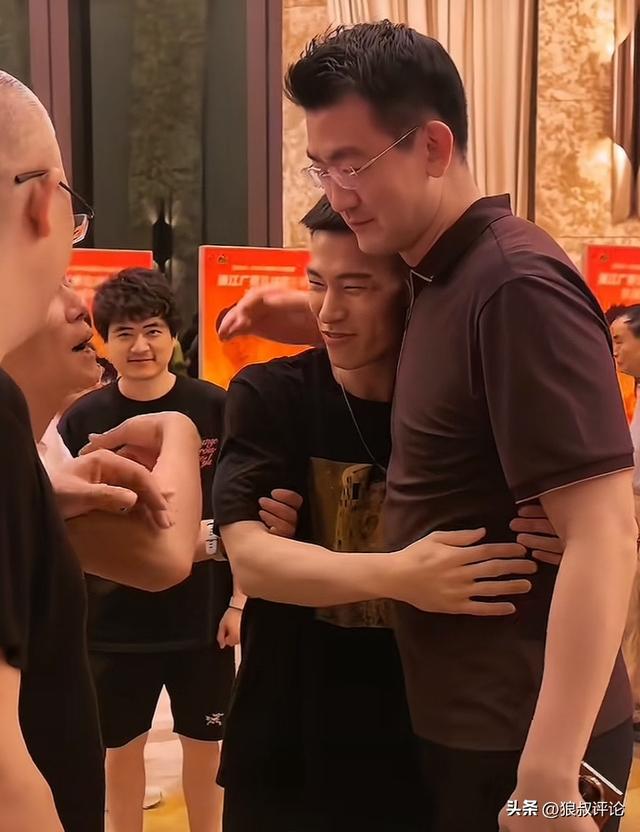 约什·哈特谈牺牲:接受蓝领身份,铺就冠军之路