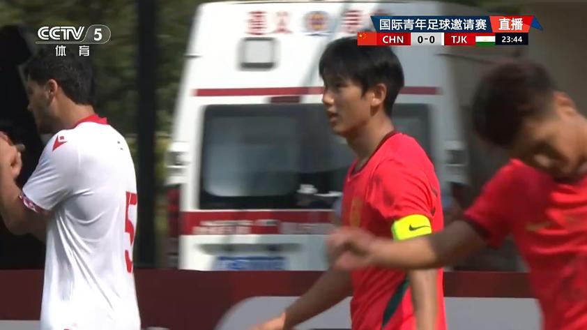生涯进球数超越卡钦斯,格里娜升至历史第12