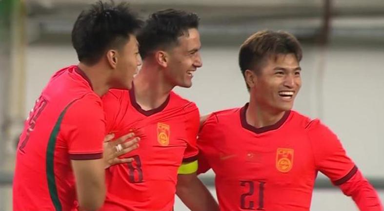 文班亚马坚信马刺能逆转尼克斯