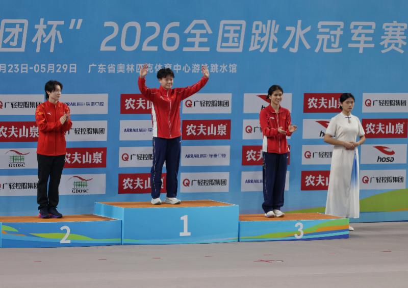 3年2.2亿！曝三方交易啊！杰伦布朗或换字母哥