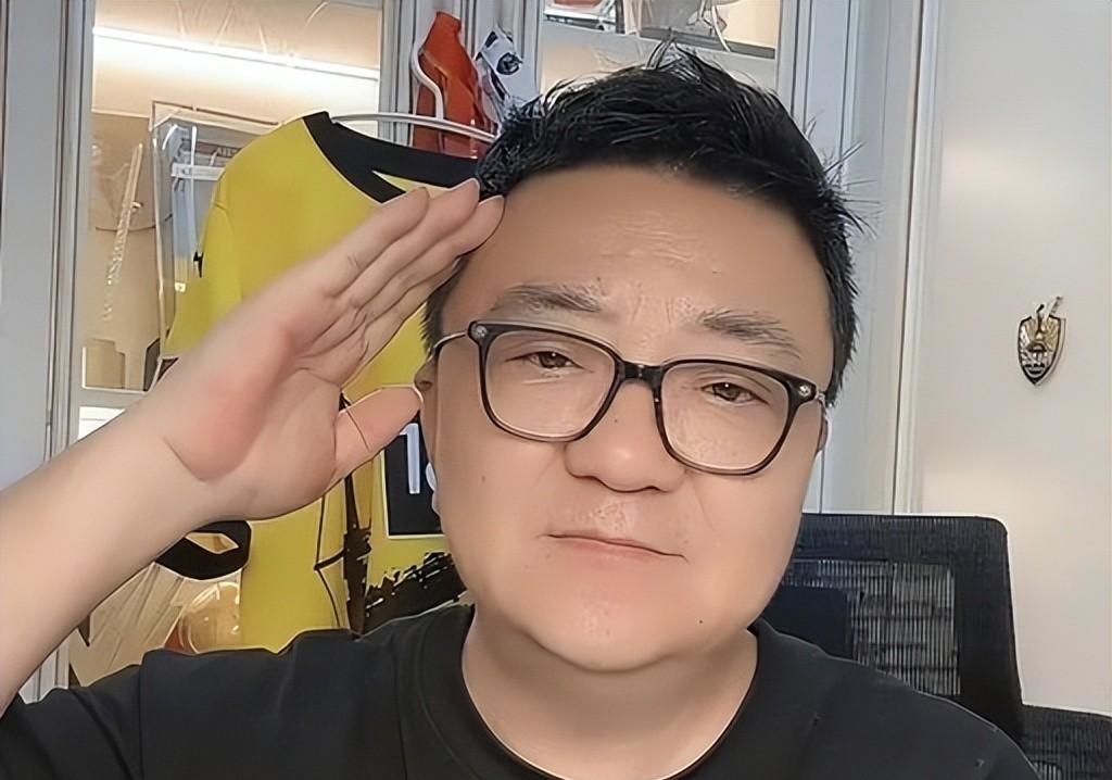 丁彦雨航祝贺布伦森夺冠,9年前两人曾是队友,此前有过互动