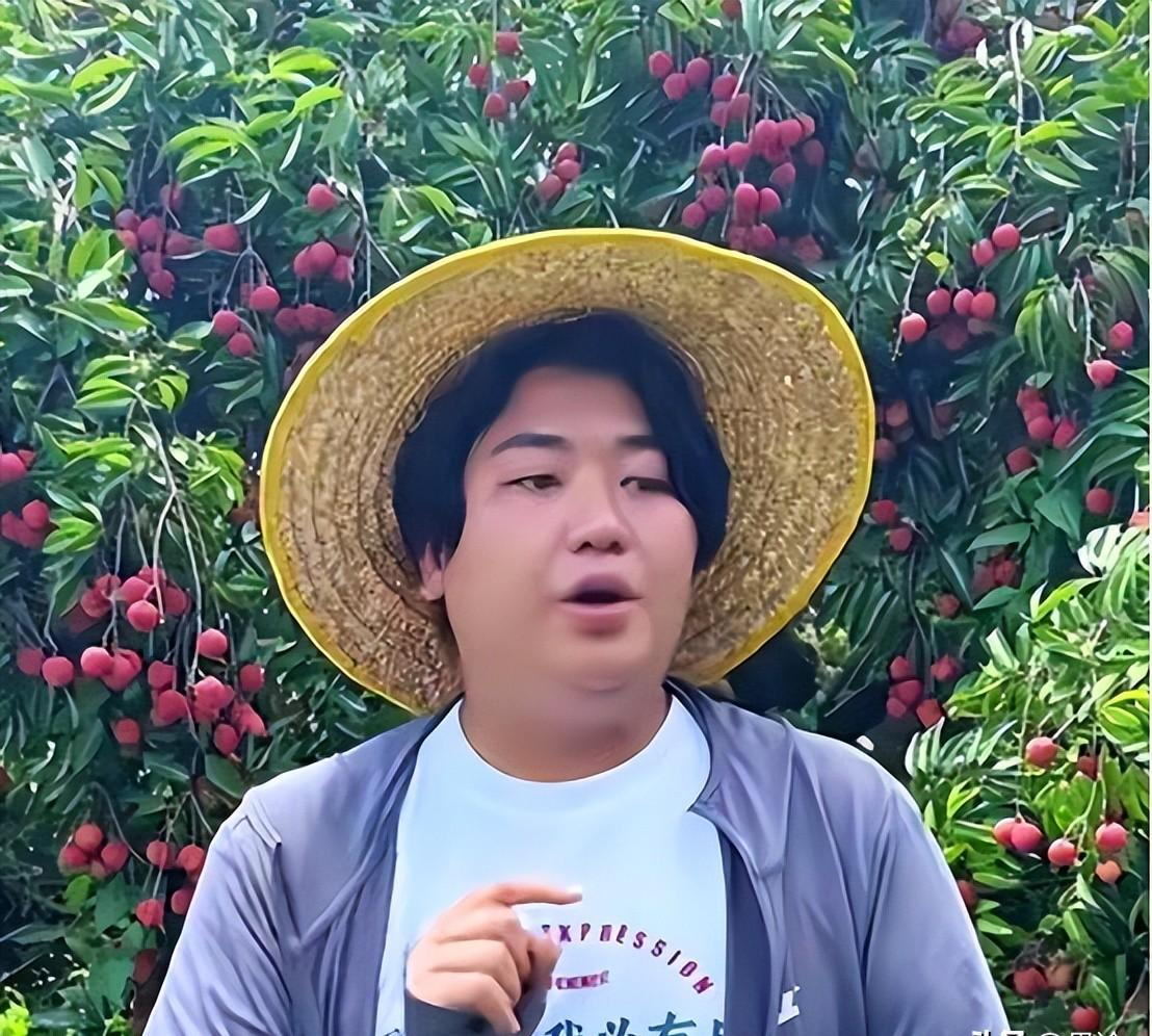 又出一位门神！沙特门将奥韦斯单场9次扑救，比沃齐尼亚还多