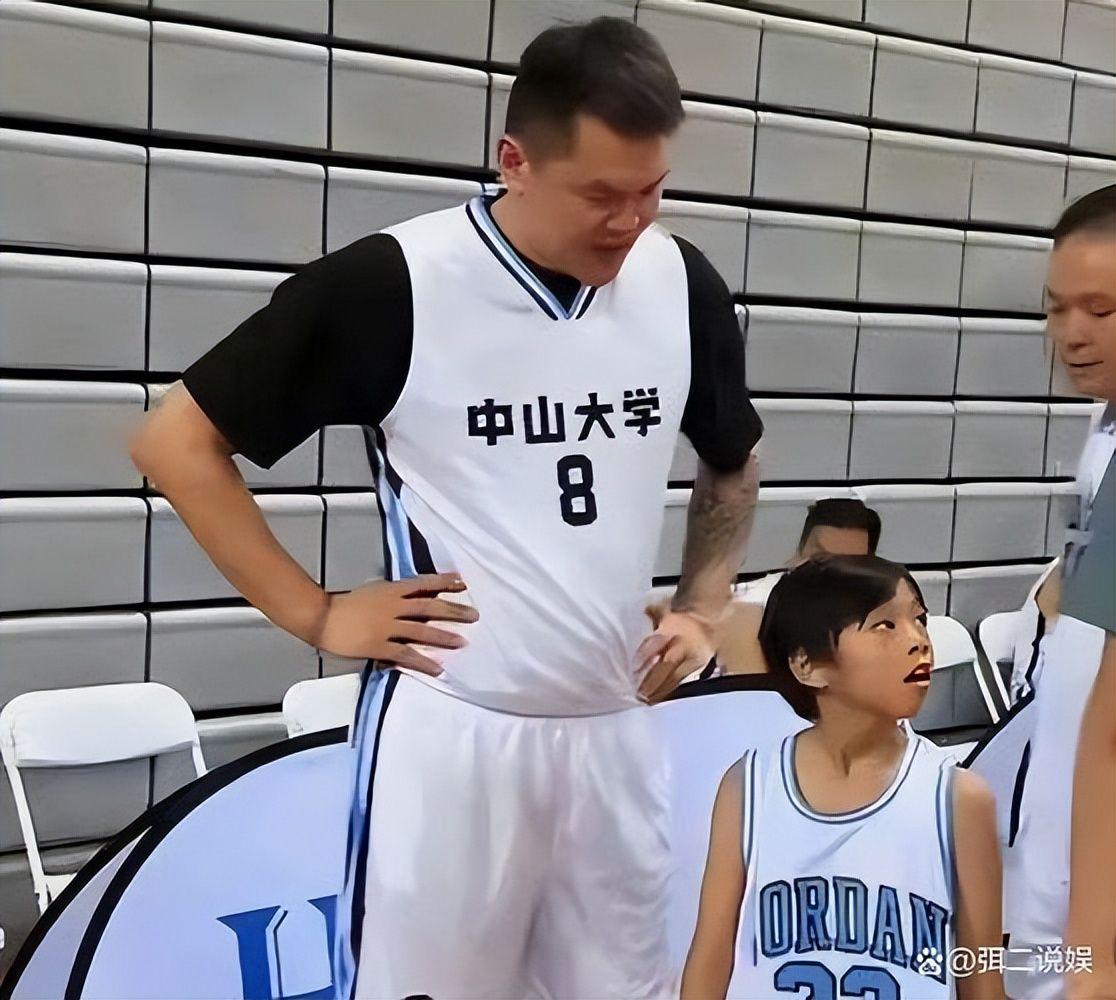 金球射手:在尊龙凯时平台上体验极致老虎机刺激